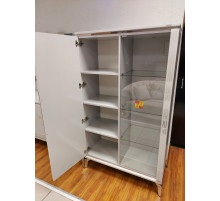 Двухдверная витрина для посуды Лоретто (Loretto) LORET-13 Двухдверная витрина для посуды Лоретто (Loretto) LORET-13